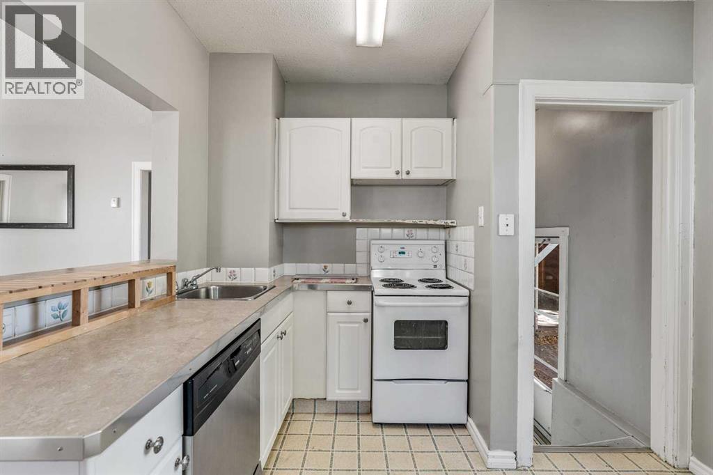 1217 9 Avenue S, Lethbridge, Alberta  T1J 1V3 - Photo 10 - A2264065