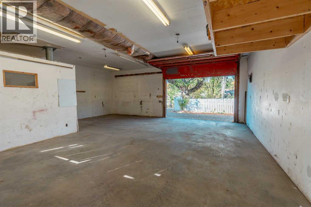 1217 9 Avenue S, Lethbridge, Alberta  T1J 1V3 - Photo 33 - A2264065