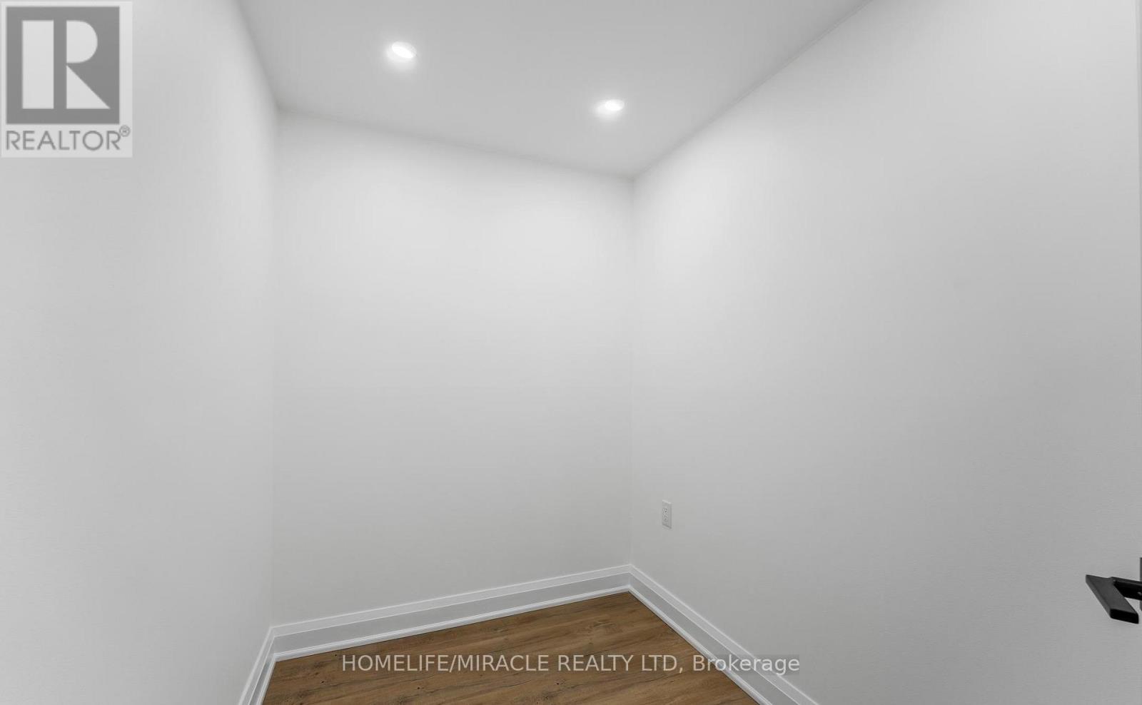 2605 - 18 Knightsbridge Road, Brampton, Ontario  L6T 3X5 - Photo 38 - W12467057