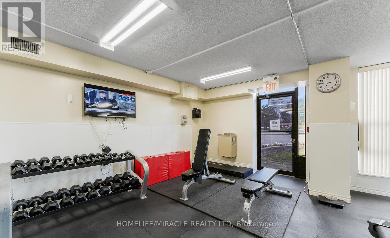 2605 - 18 Knightsbridge Road, Brampton, Ontario  L6T 3X5 - Photo 45 - W12467057