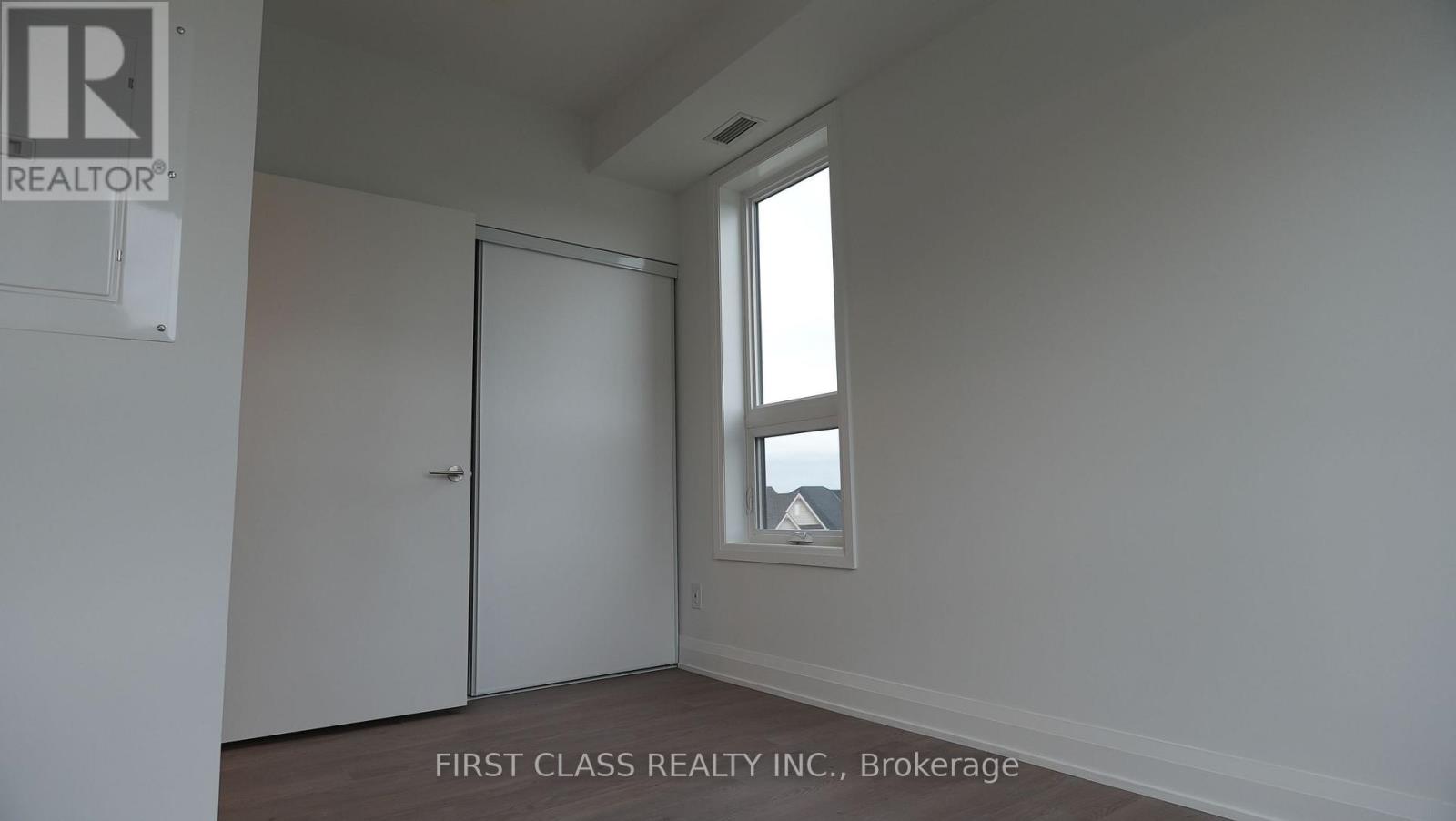 334 - 3250 Carding Mill Trail, Oakville, Ontario  L6M 1L3 - Photo 9 - W12467058