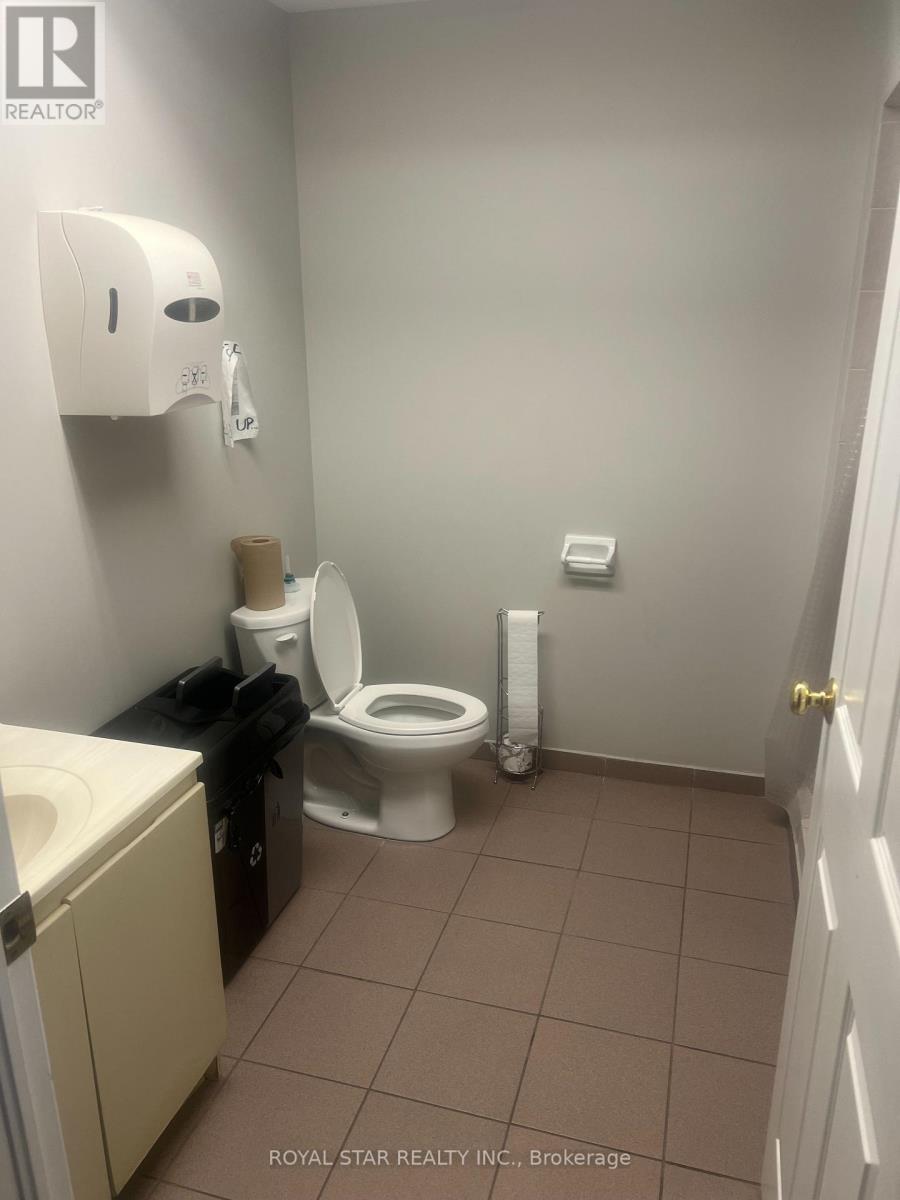 14a - 7050 Bramalea Road, Mississauga, Ontario  L5S 1T1 - Photo 16 - W12467064