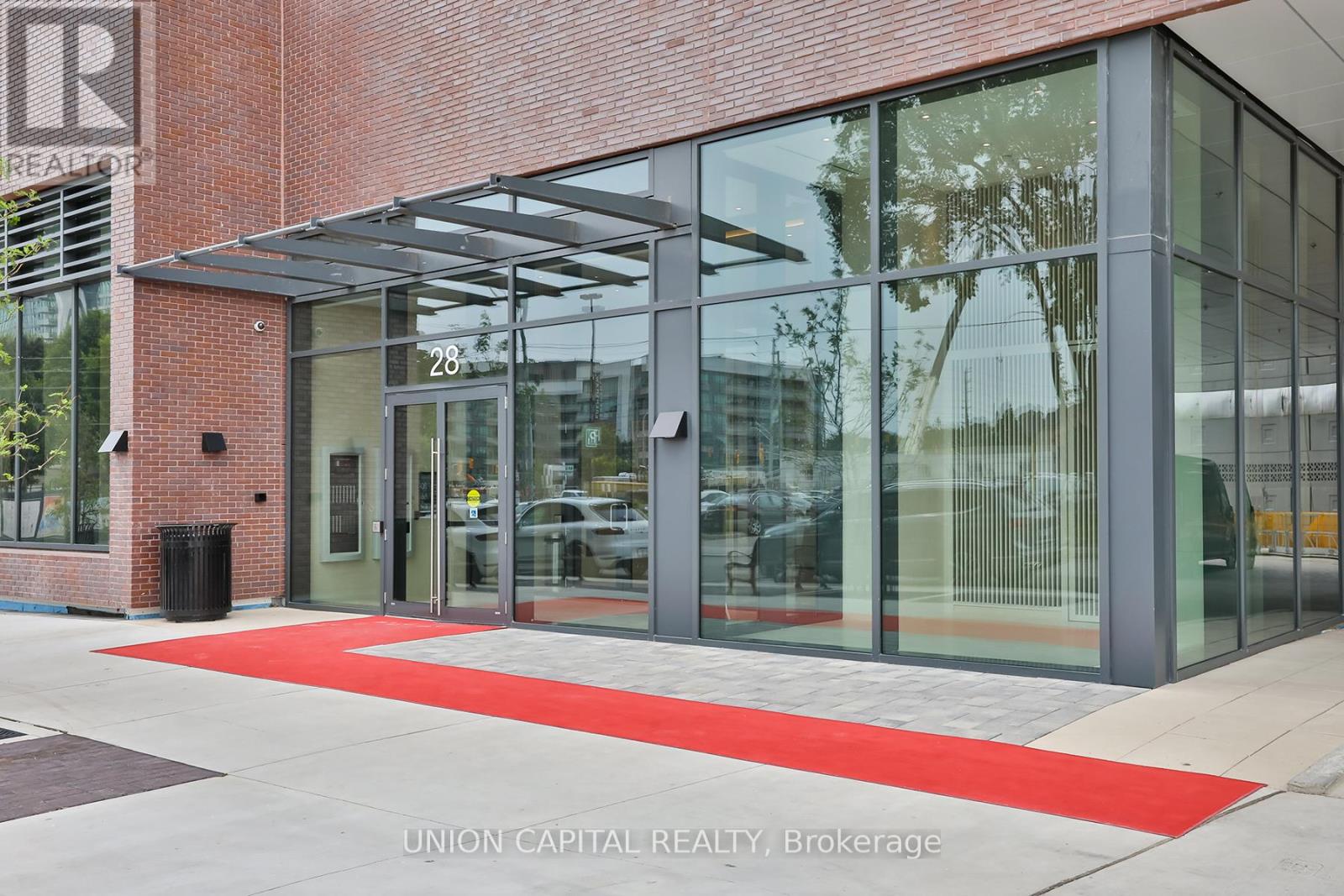 1002 - 28 Ann Street, Mississauga, Ontario  L5G 3G1 - Photo 21 - W12467066