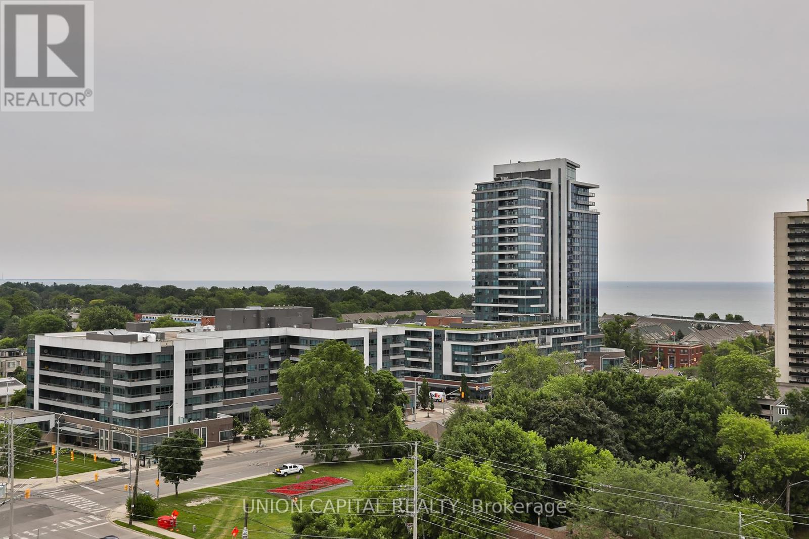 1002 - 28 Ann Street, Mississauga, Ontario  L5G 3G1 - Photo 22 - W12467066