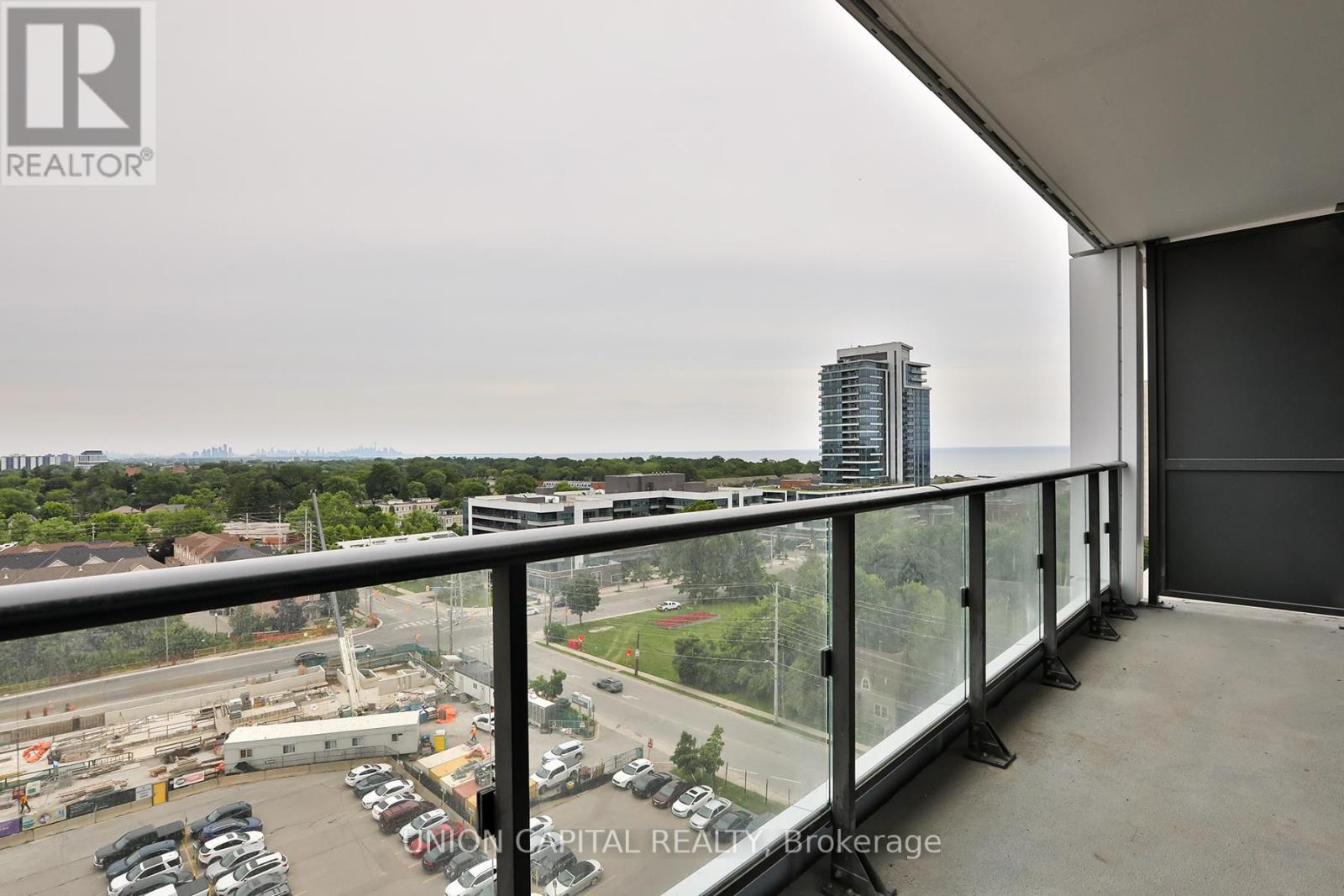 1002 - 28 Ann Street, Mississauga, Ontario  L5G 3G1 - Photo 27 - W12467066