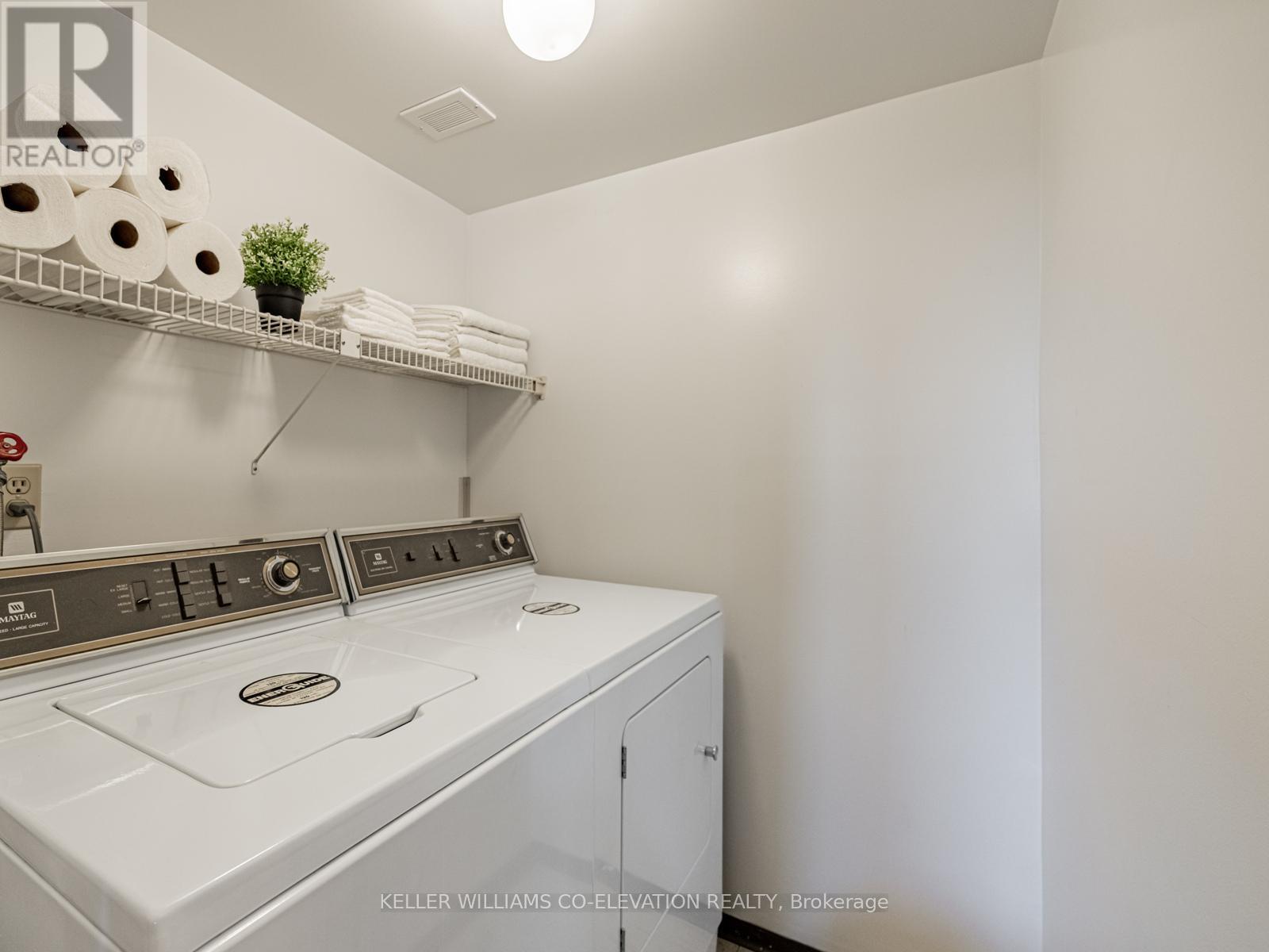 308 - 250 Scarlett Road, Toronto, Ontario  M6N 4X5 - Photo 26 - W12467068