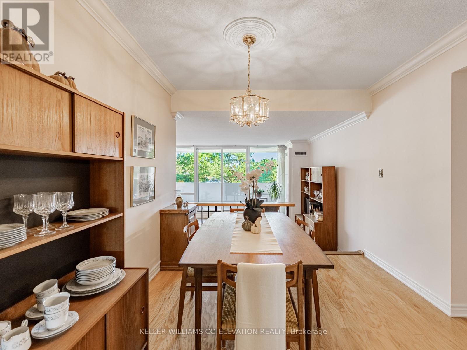 308 - 250 Scarlett Road, Toronto, Ontario  M6N 4X5 - Photo 9 - W12467068