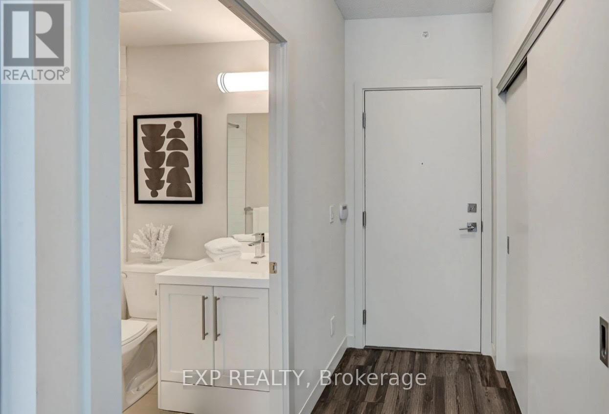 1007 - 2087 Fairview Street, Burlington, Ontario  L7R 0E5 - Photo 6 - W12467069