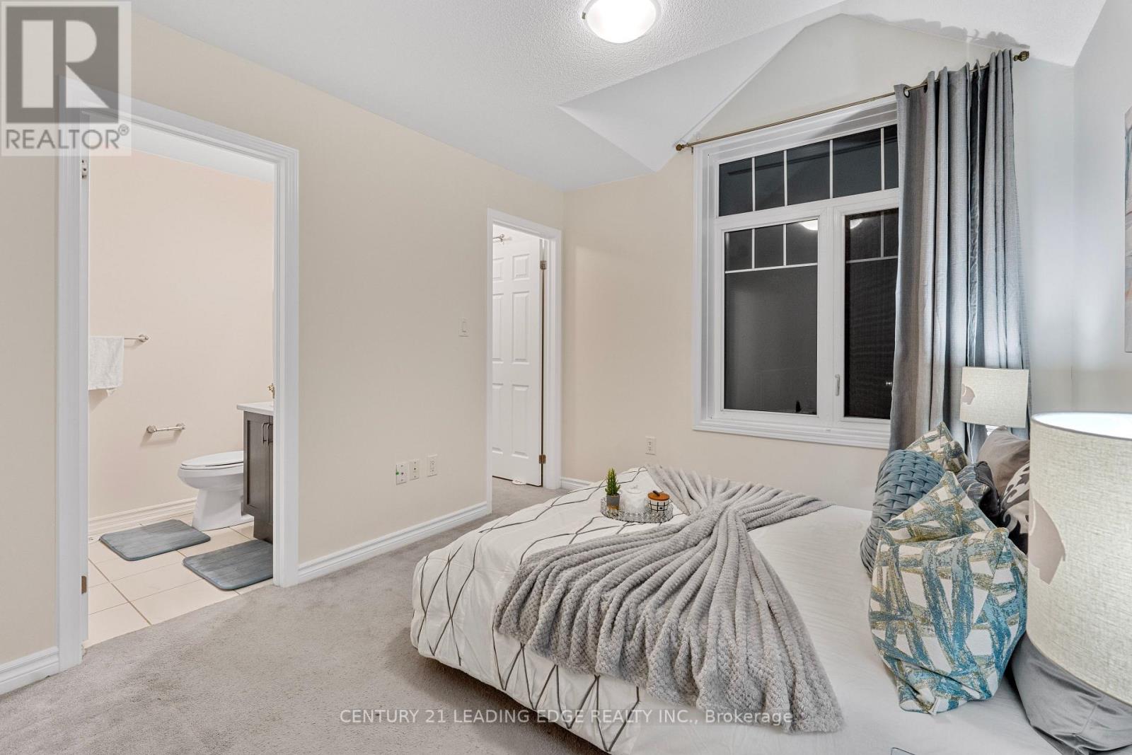 521 Fir Court, Milton (Cb Cobban), Ontario  L9T 7E7 - Photo 13 - W12467103