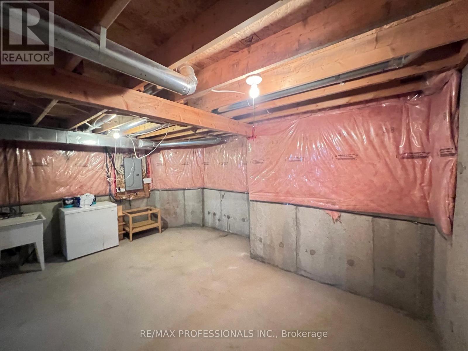 262 Gatwick Drive, Oakville, Ontario  L6H 7K3 - Photo 21 - W12416741