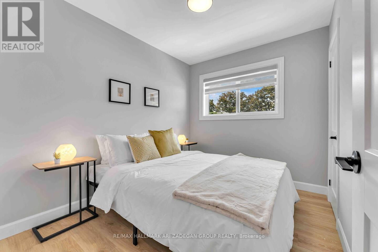 Main - 36 Cloke Court, Hamilton, Ontario  L8T 1N5 - Photo 9 - X12467089