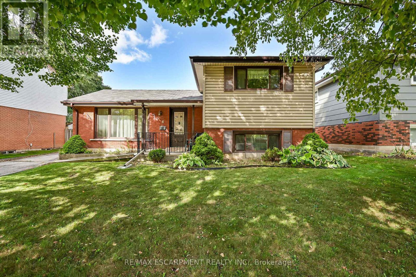 6 KIRKLAND AVENUE, Hamilton, Ontario