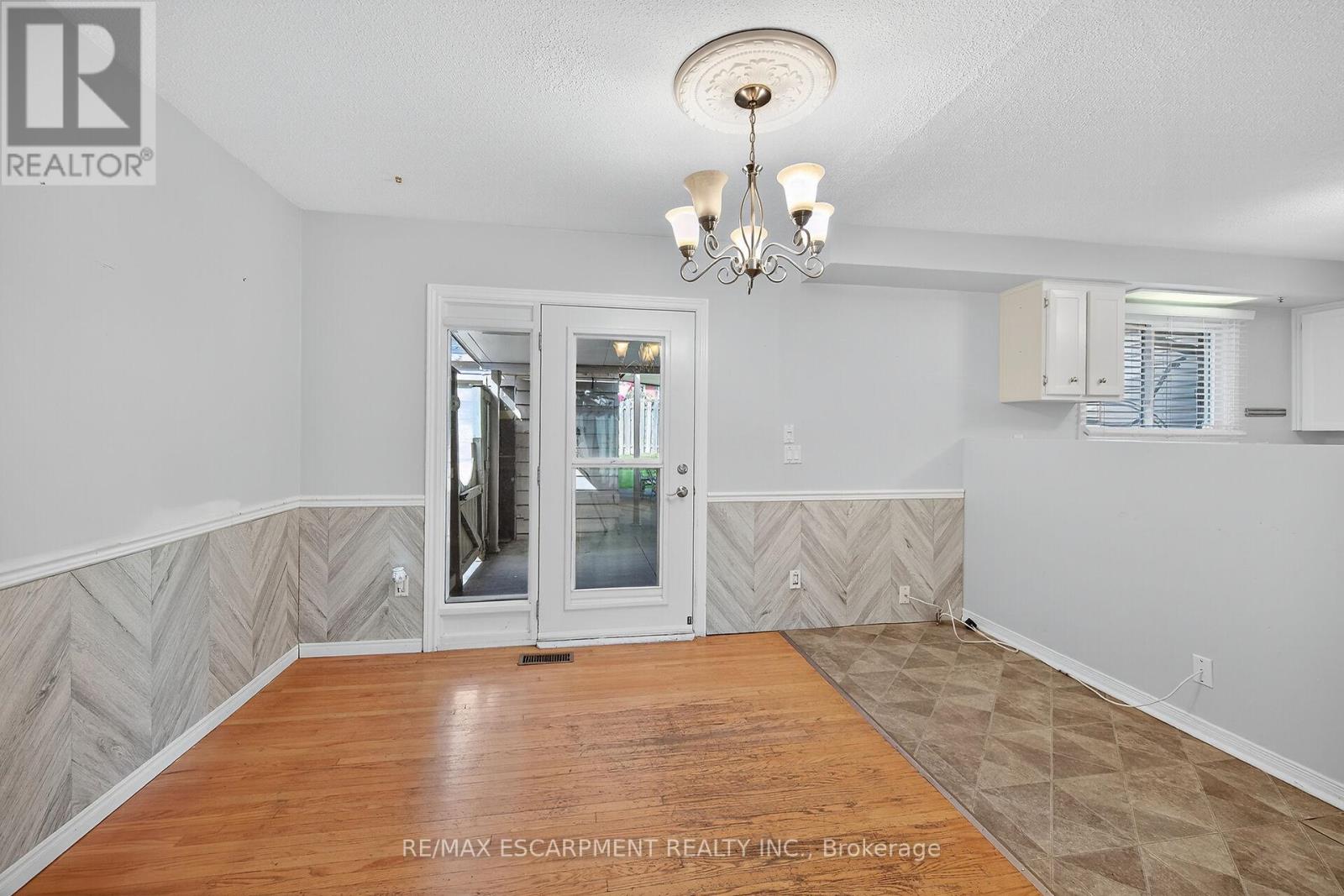 6 Kirkland Avenue, Hamilton, Ontario  L8V 3V9 - Photo 16 - X12467100