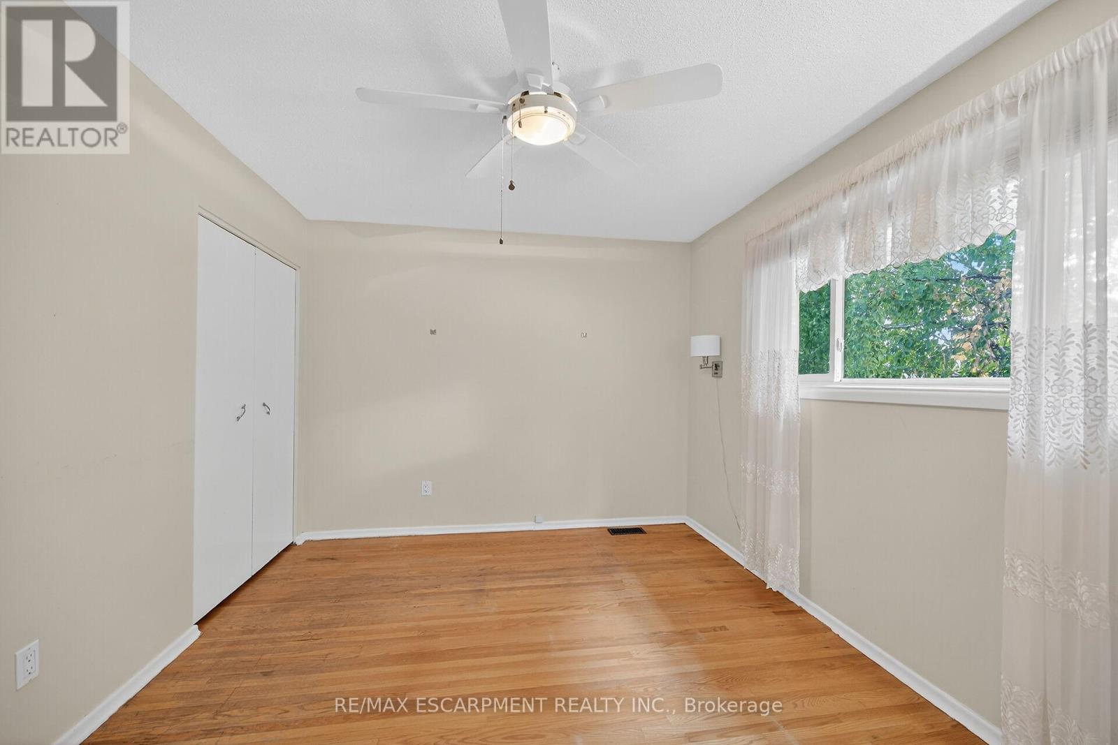 6 Kirkland Avenue, Hamilton, Ontario  L8V 3V9 - Photo 24 - X12467100