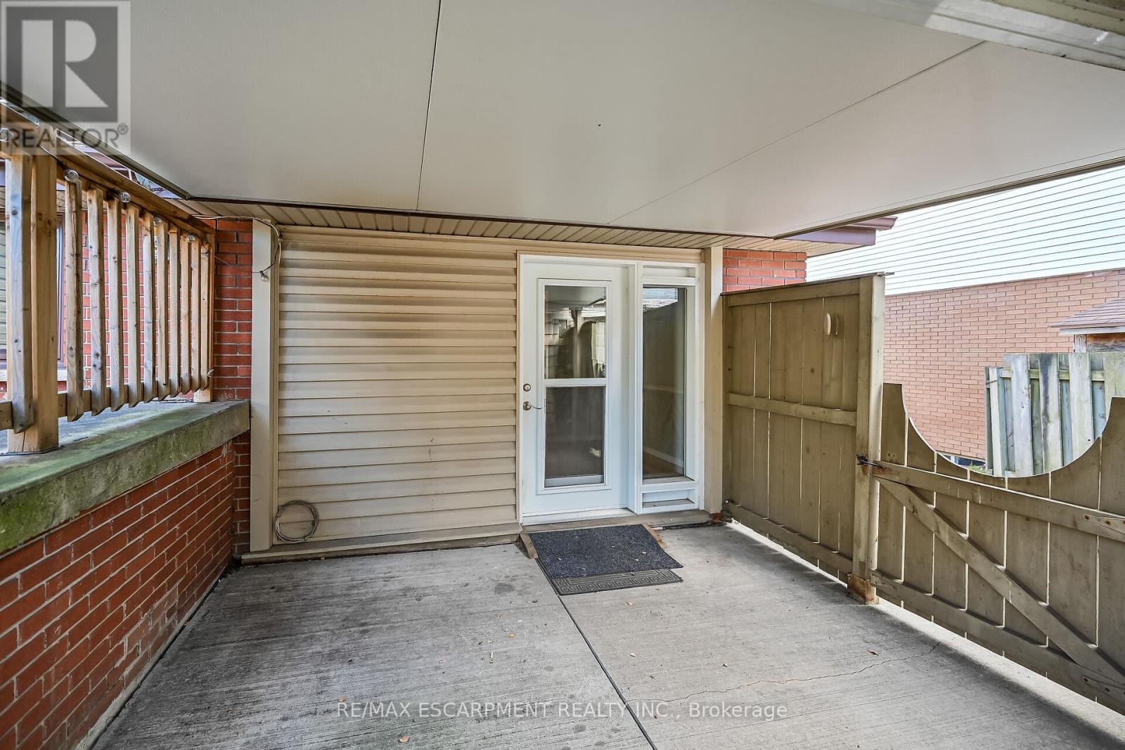 6 Kirkland Avenue, Hamilton, Ontario  L8V 3V9 - Photo 41 - X12467100