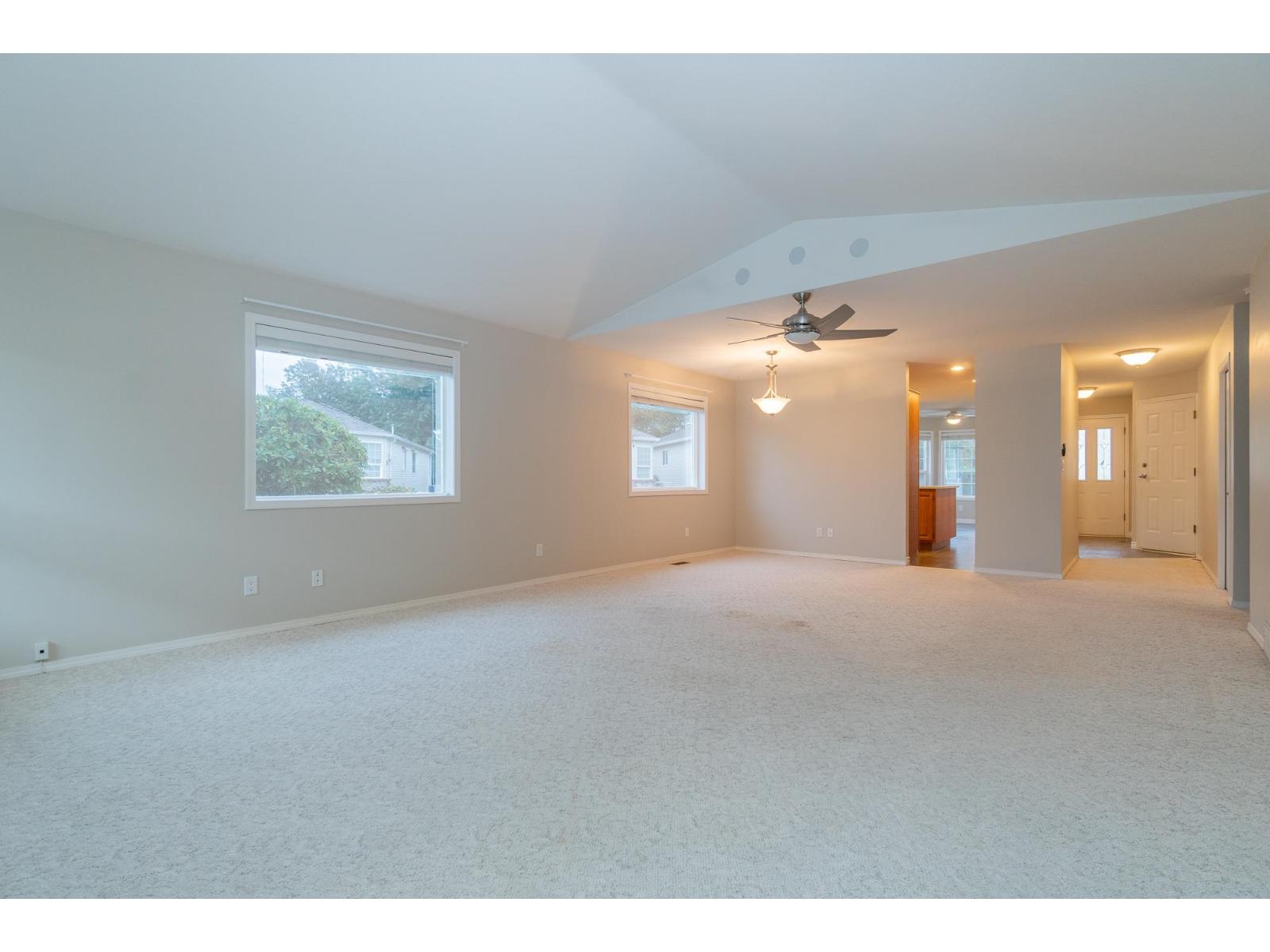 Property at 31 8500 YOUNG ROAD image 4