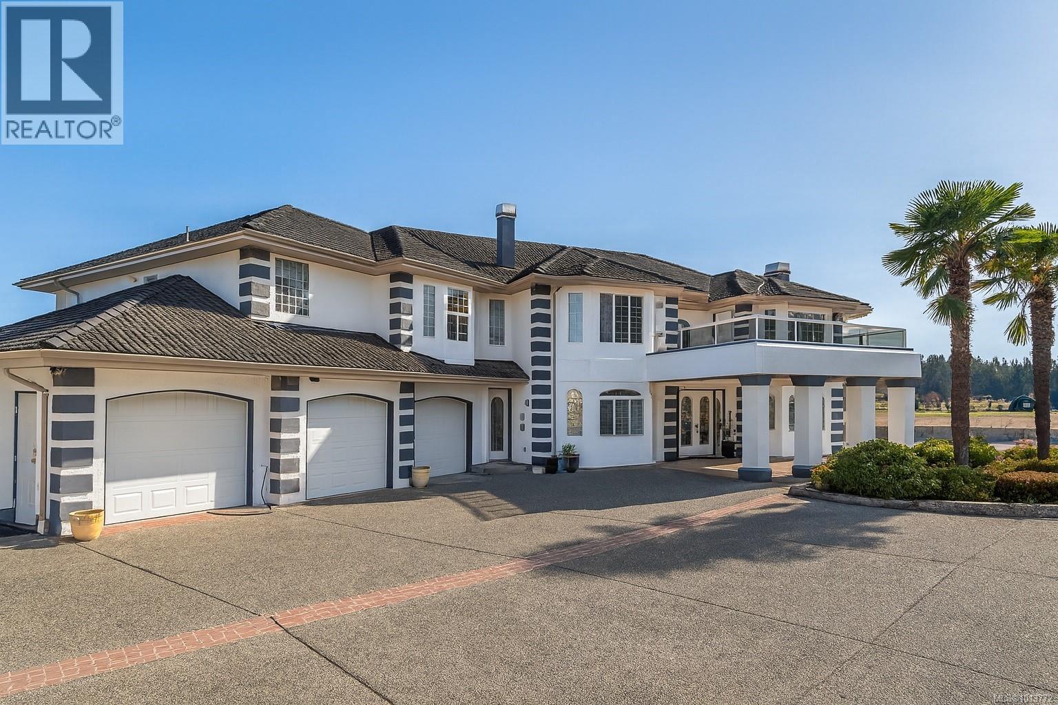 7112 Puckle Rd, Central Saanich, British Columbia