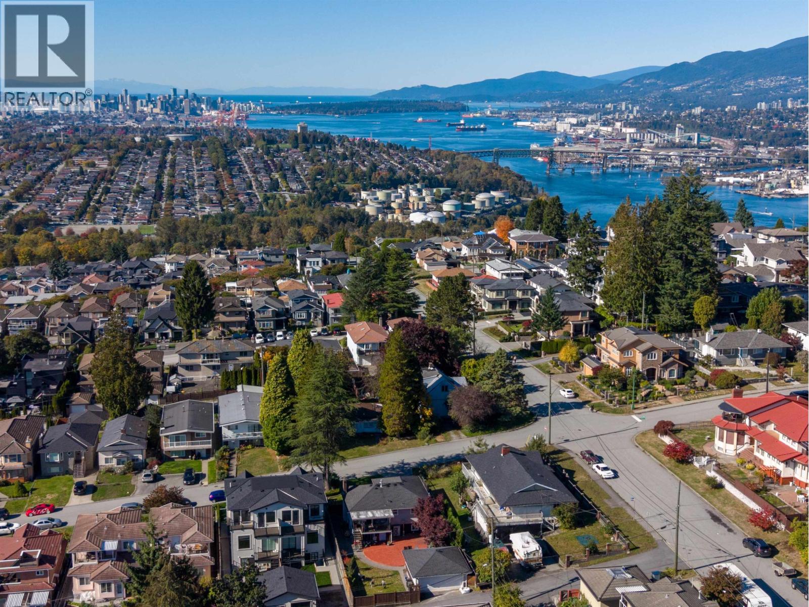 123 N Grosvenor Avenue, Burnaby, British Columbia  V5B 1J1 - Photo 7 - R3059354