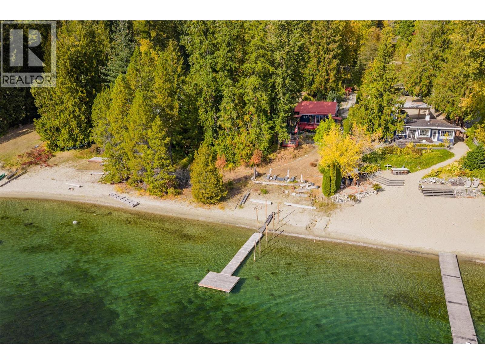 7460 Highway 3a, balfour, British Columbia