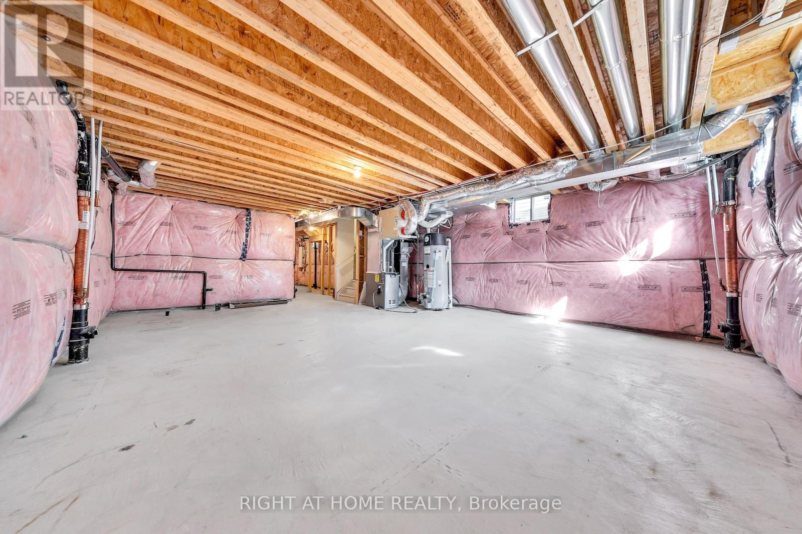 32 Mccargow Drive, Haldimand, Ontario  N3W 0C3 - Photo 42 - X12466801