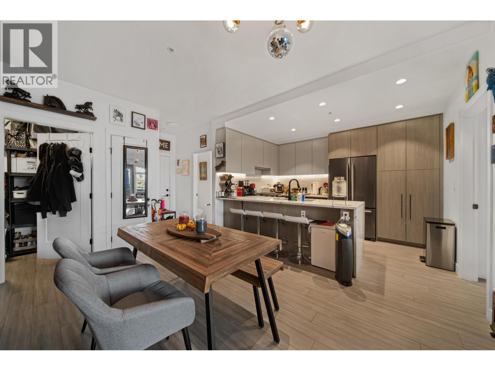 202 2408 Grant Street, Vancouver, British Columbia  V5K 3G4 - Photo 4 - R3058339