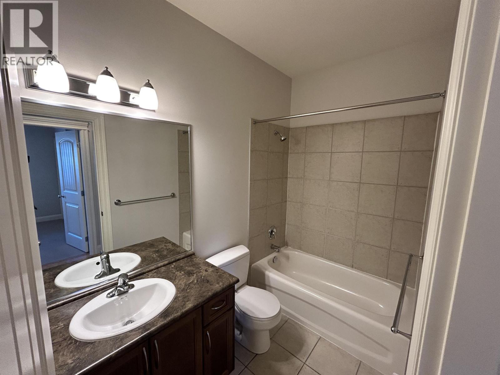 215 22150 Dewdney Trunk Road, Maple Ridge, British Columbia  V2X 3H6 - Photo 10 - R3058812