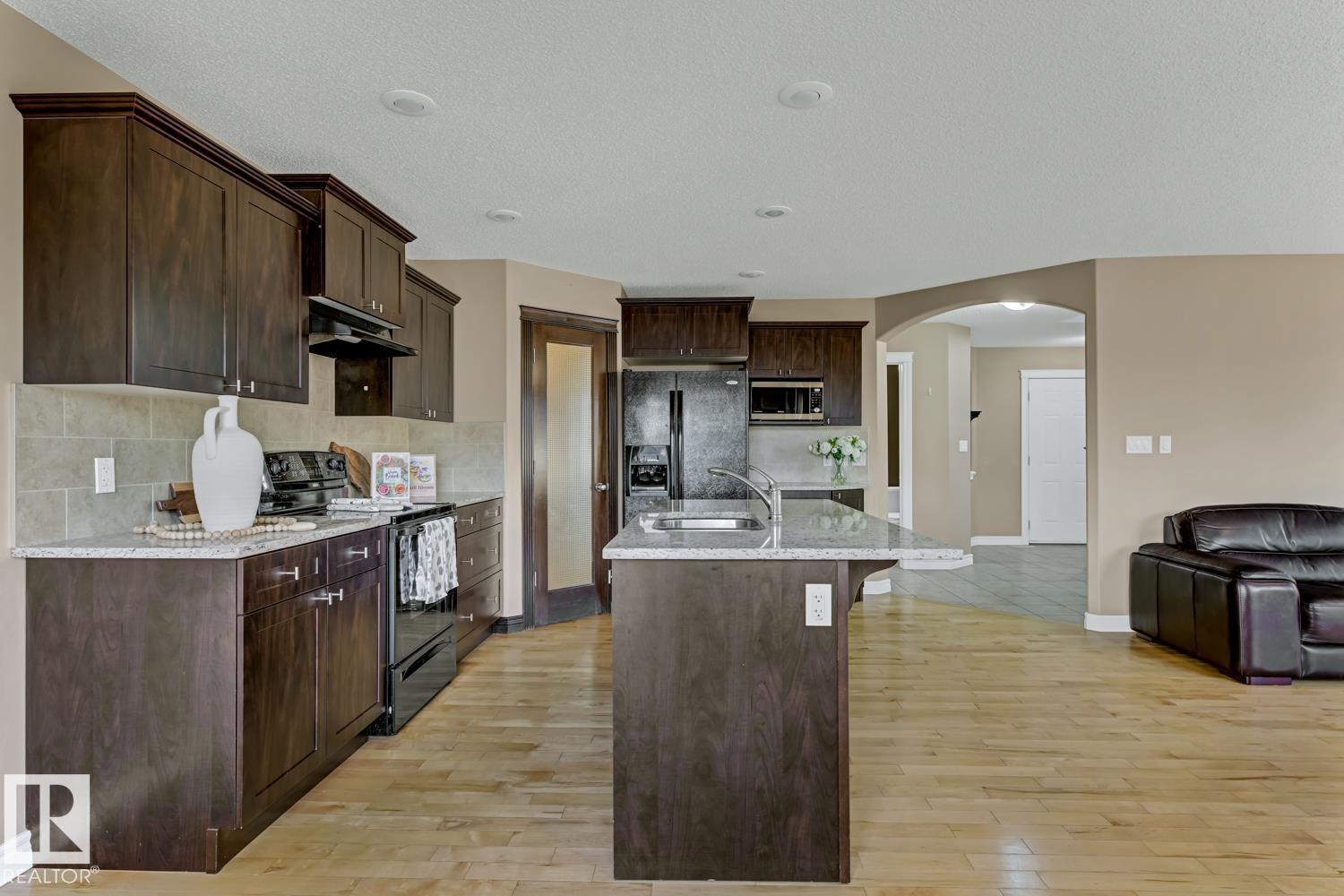 14131 147 Av Nw, Edmonton, Alberta  T6V 0A8 - Photo 3 - E4462407