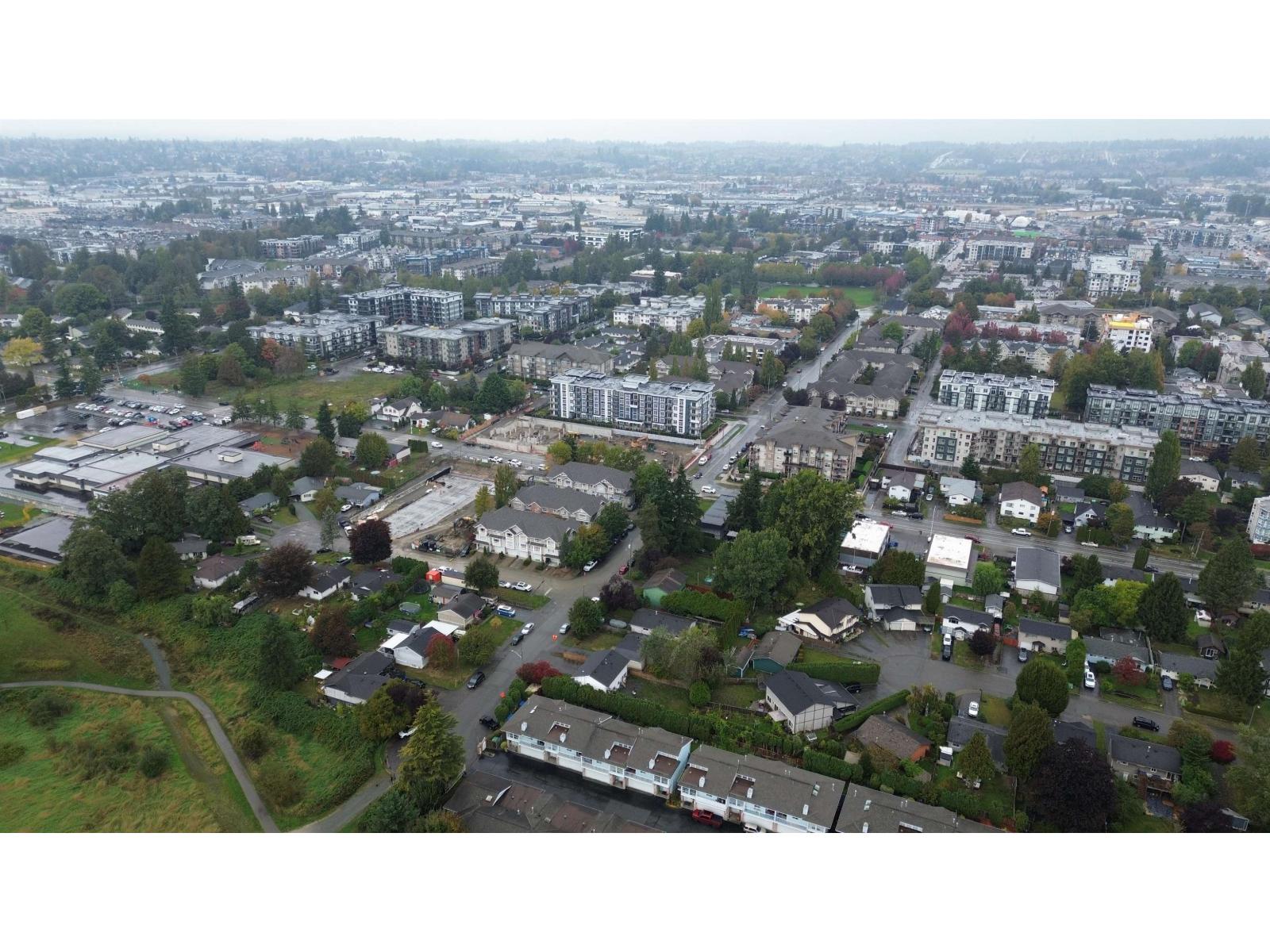 5252 201a Street, Langley, British Columbia  V3A 1S4 - Photo 15 - C8073067