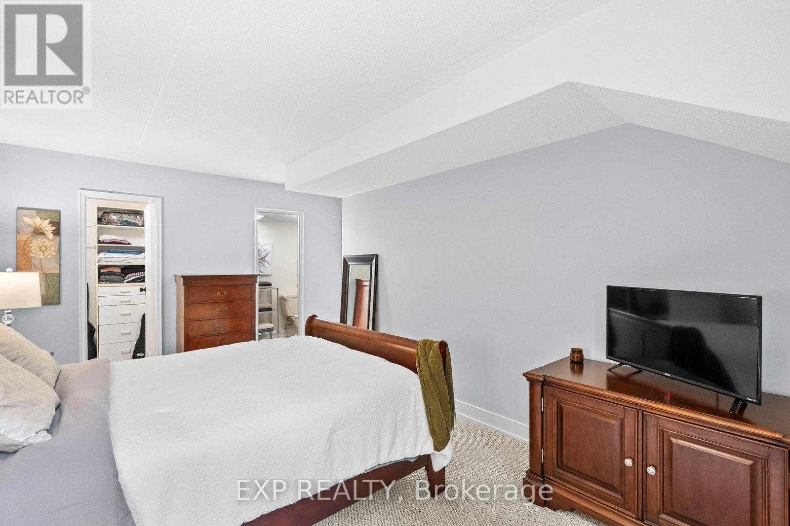 203 - 15390 Yonge Street, Aurora, Ontario  L4G 1N8 - Photo 37 - N12466950