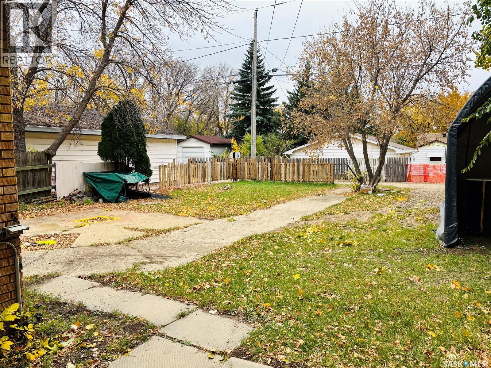 438 3rd Street, Estevan, Saskatchewan  S4A 0P2 - Photo 26 - SK020995