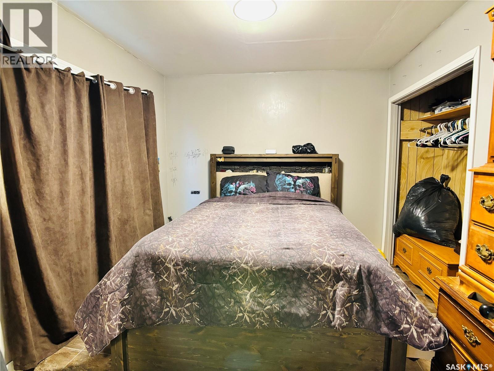 438 3rd Street, Estevan, Saskatchewan  S4A 0P2 - Photo 7 - SK020995