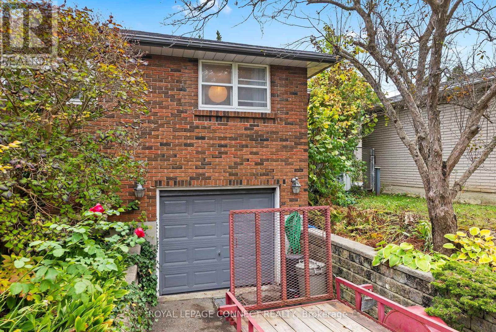 166 Clements Road E, Ajax, Ontario  L1S 1M1 - Photo 11 - E12464433