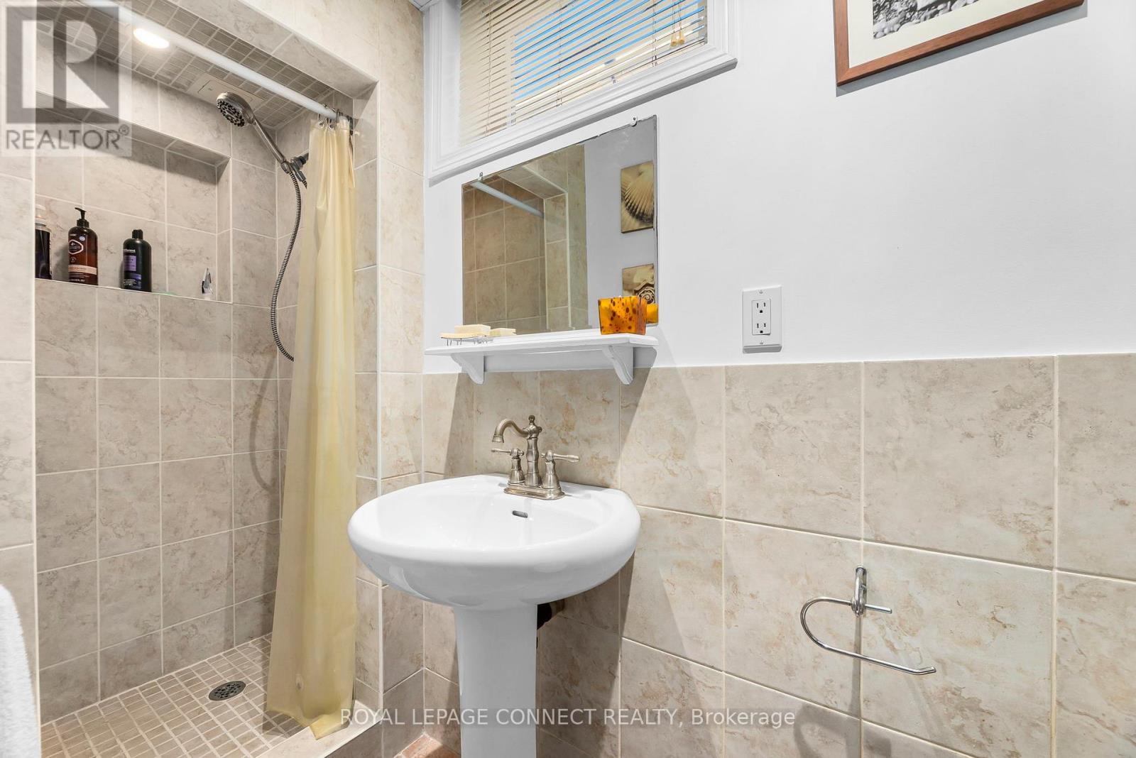 166 Clements Road E, Ajax, Ontario  L1S 1M1 - Photo 36 - E12464433