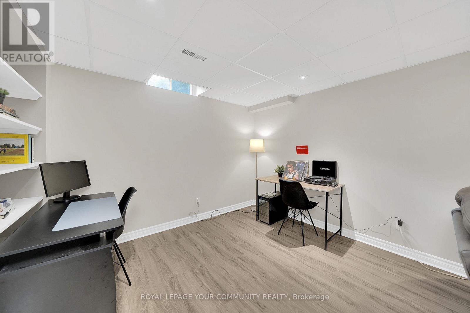 104 Taylorwood Avenue, Caledon, Ontario  L7E 1H9 - Photo 33 - W12466442
