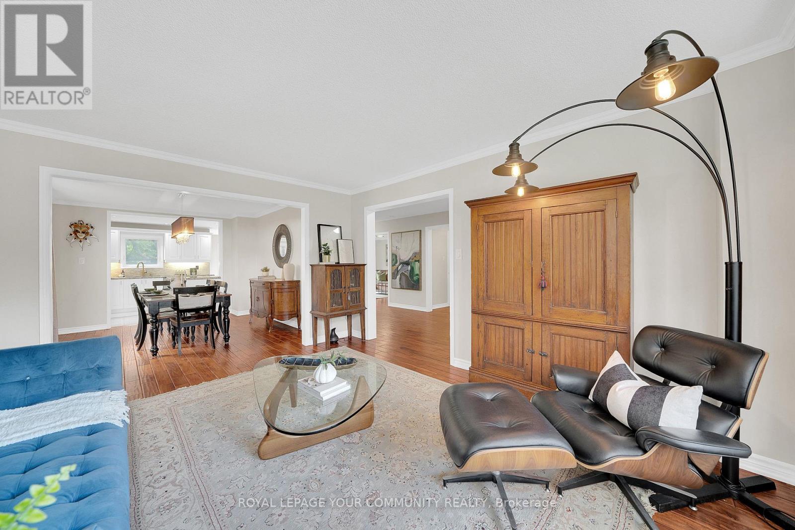 104 Taylorwood Avenue, Caledon, Ontario  L7E 1H9 - Photo 7 - W12466442