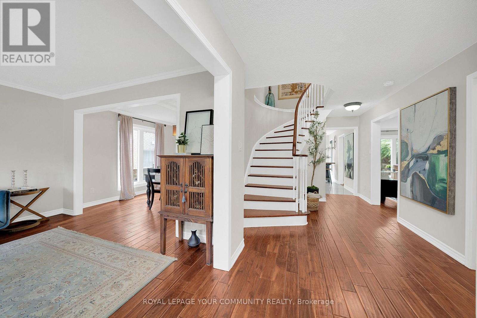 104 Taylorwood Avenue, Caledon, Ontario  L7E 1H9 - Photo 5 - W12466442