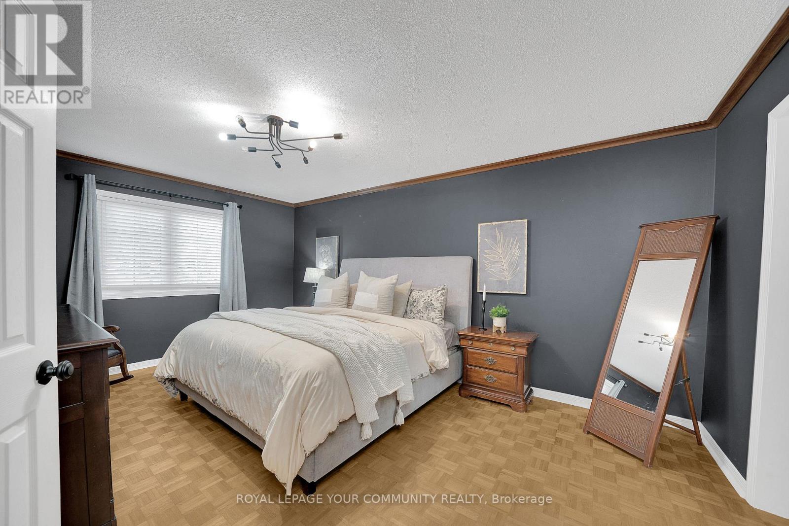 104 Taylorwood Avenue, Caledon, Ontario  L7E 1H9 - Photo 21 - W12466442