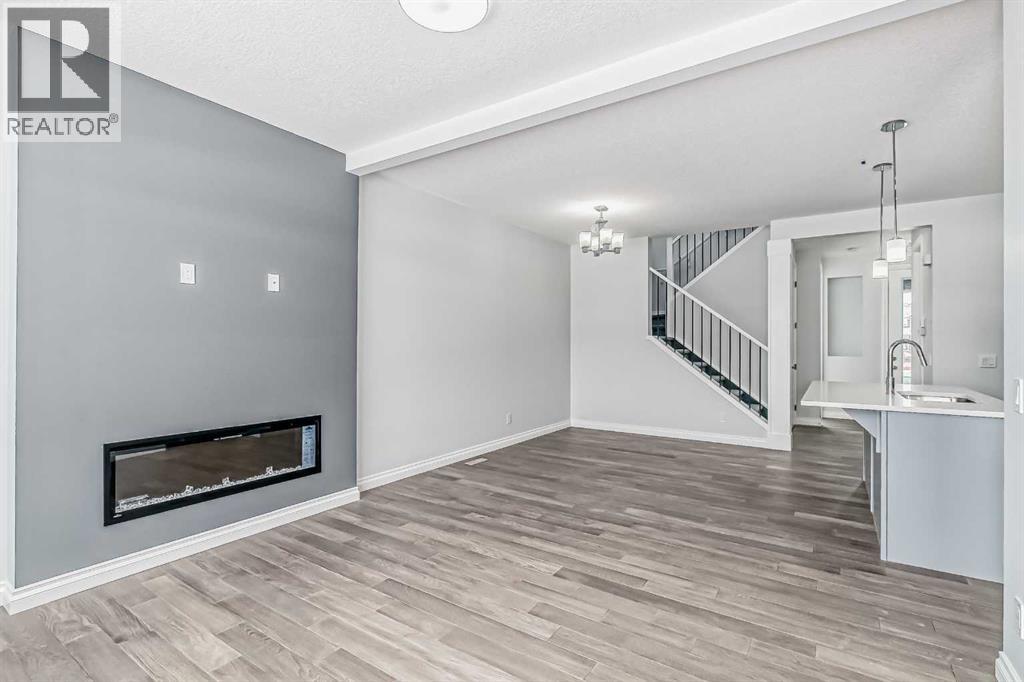 37 Southborough Lane, Cochrane, Alberta  T4C 2S6 - Photo 13 - A2264168