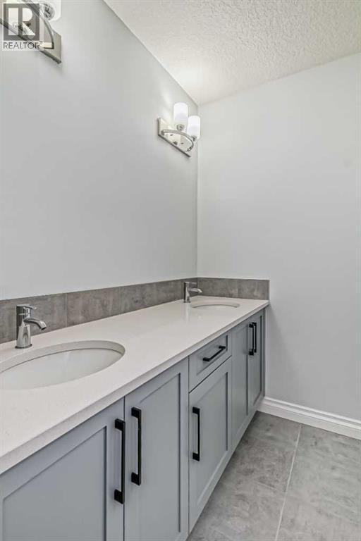 37 Southborough Lane, Cochrane, Alberta  T4C 2S6 - Photo 21 - A2264168