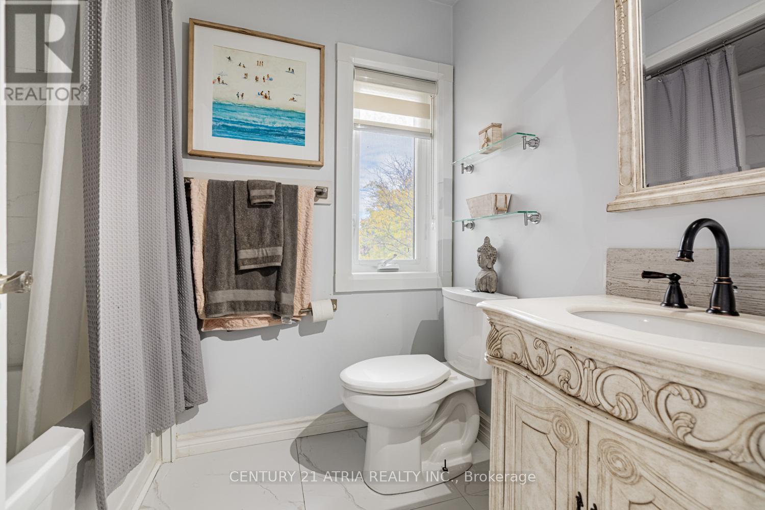 898 Stonehaven Avenue, Newmarket, Ontario  L3X 1K7 - Photo 32 - N12467122