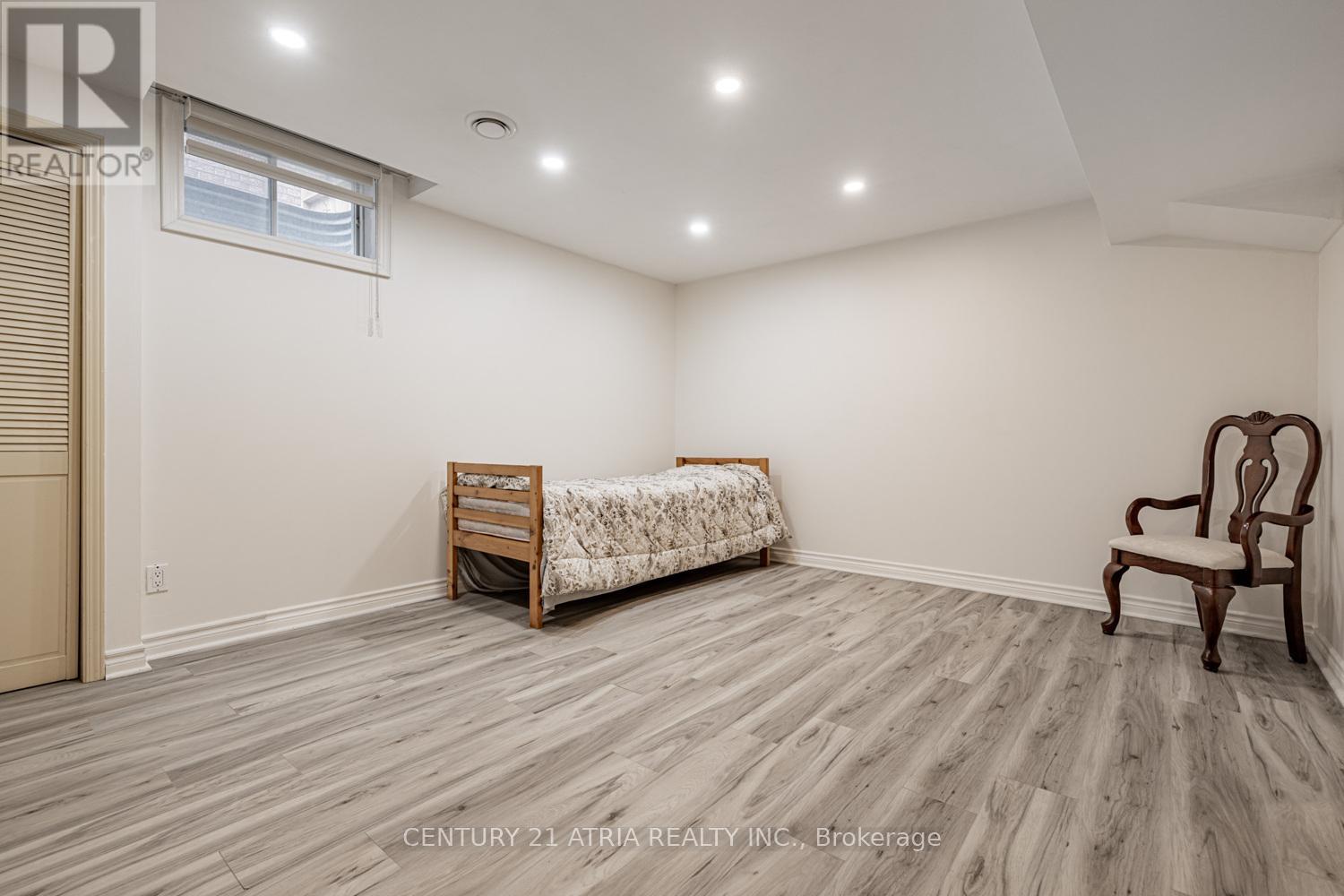 898 Stonehaven Avenue, Newmarket, Ontario  L3X 1K7 - Photo 42 - N12467122