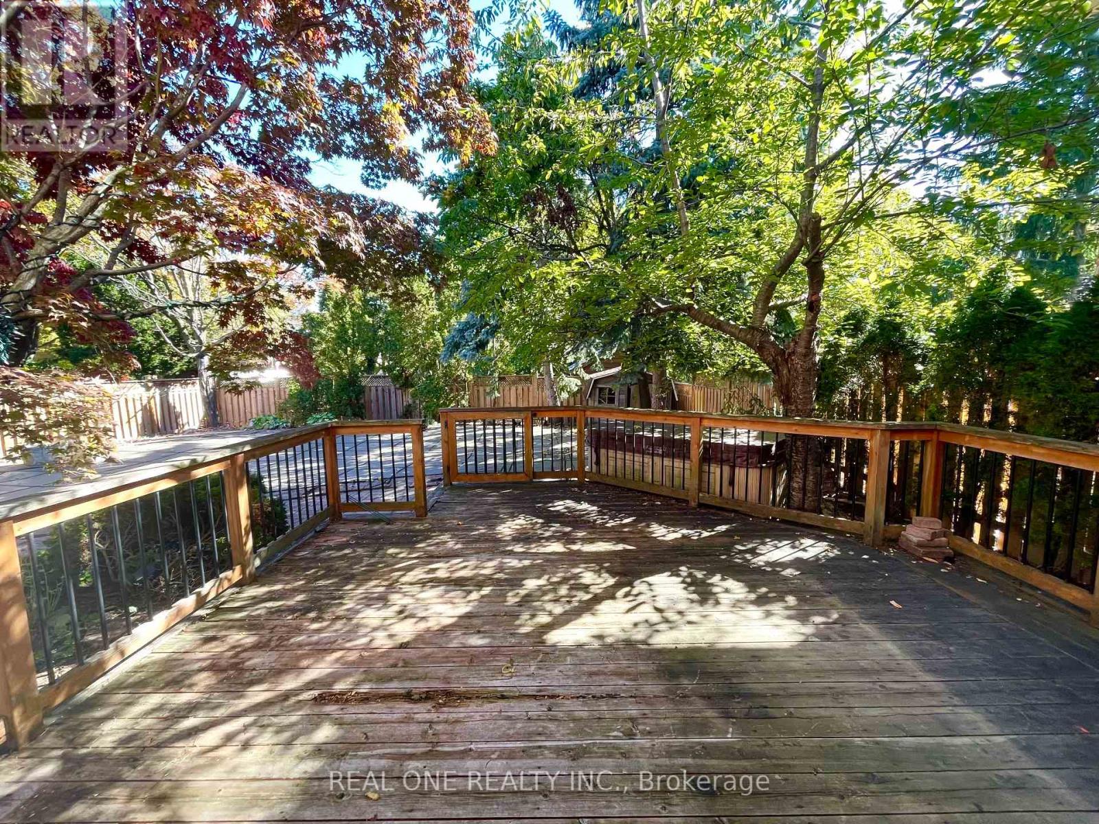 1369 Mapleridge Crescent, Oakville, Ontario  L6M 2G8 - Photo 34 - W12419149