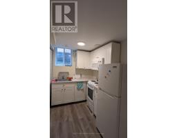 BASEMENT - 7 GREENING AVENUE, Hamilton, Ontario