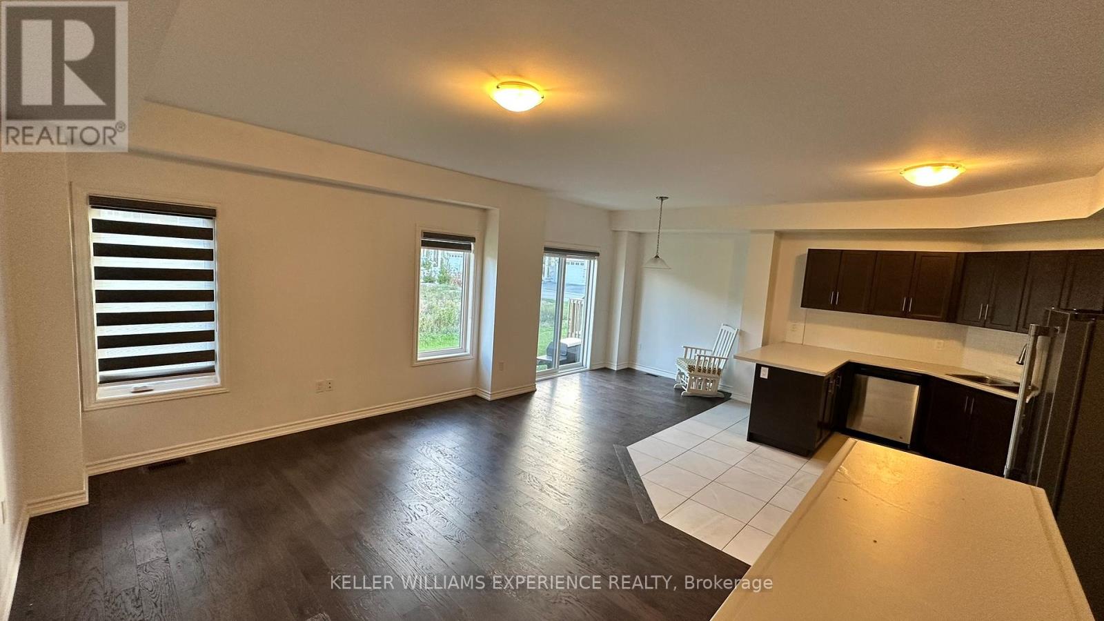 102 Addison Street, Blue Mountains, Ontario  N0H 1J0 - Photo 8 - X12467136
