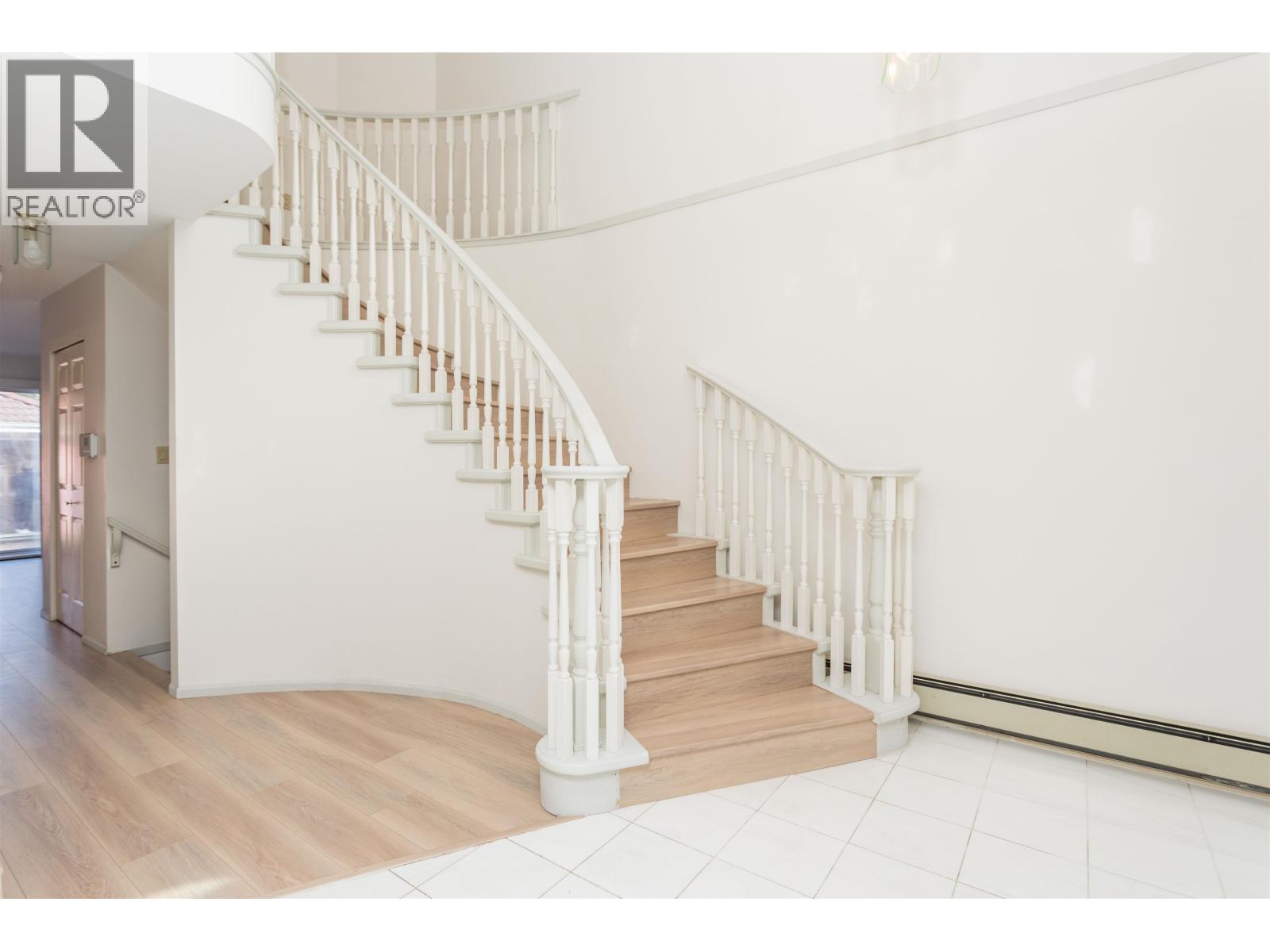 1255 W 64th Avenue, Vancouver, British Columbia  V6P 2M7 - Photo 12 - R3059190