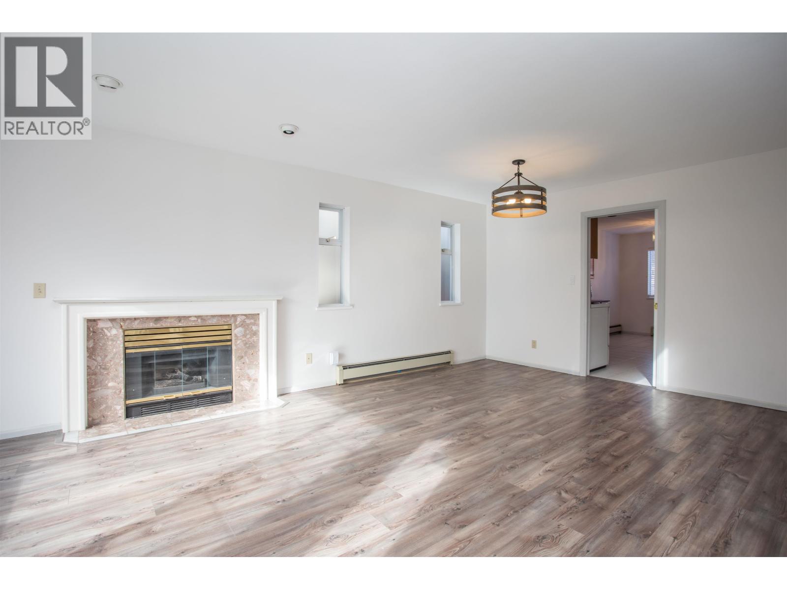 1255 W 64th Avenue, Vancouver, British Columbia  V6P 2M7 - Photo 4 - R3059190