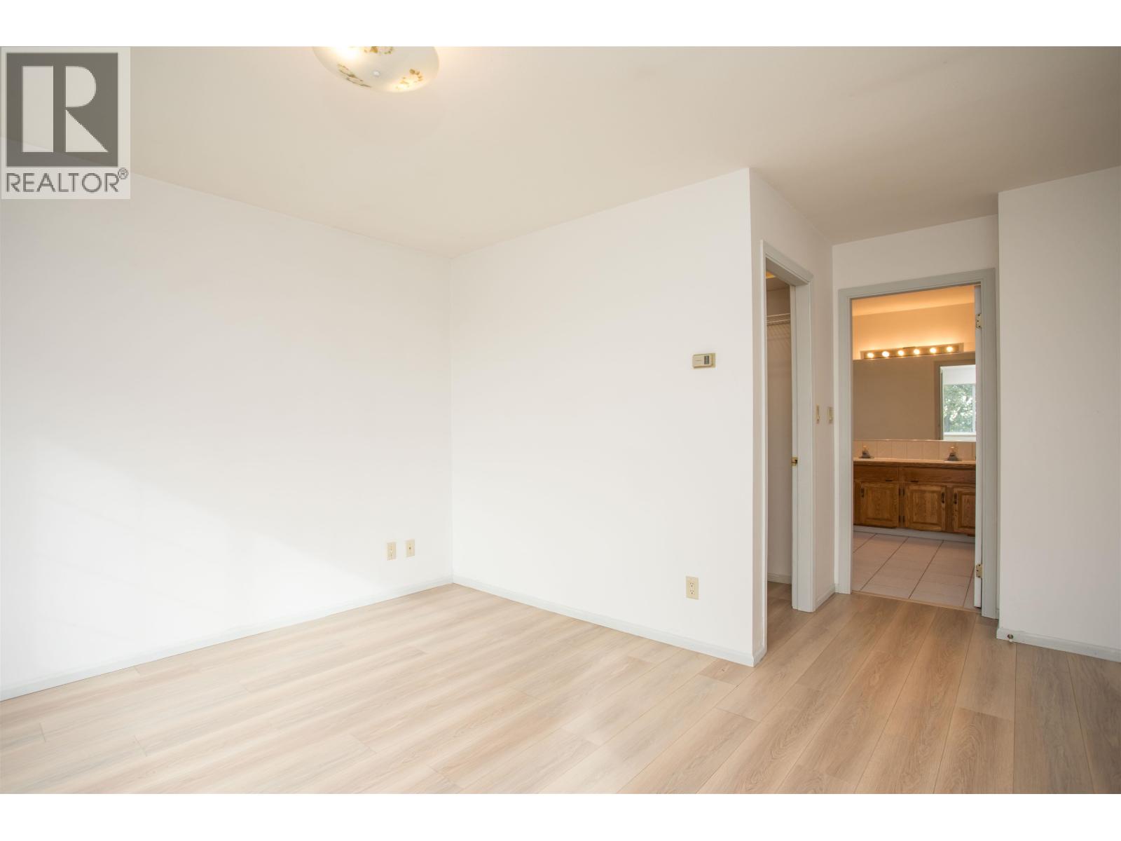 1255 W 64th Avenue, Vancouver, British Columbia  V6P 2M7 - Photo 14 - R3059190