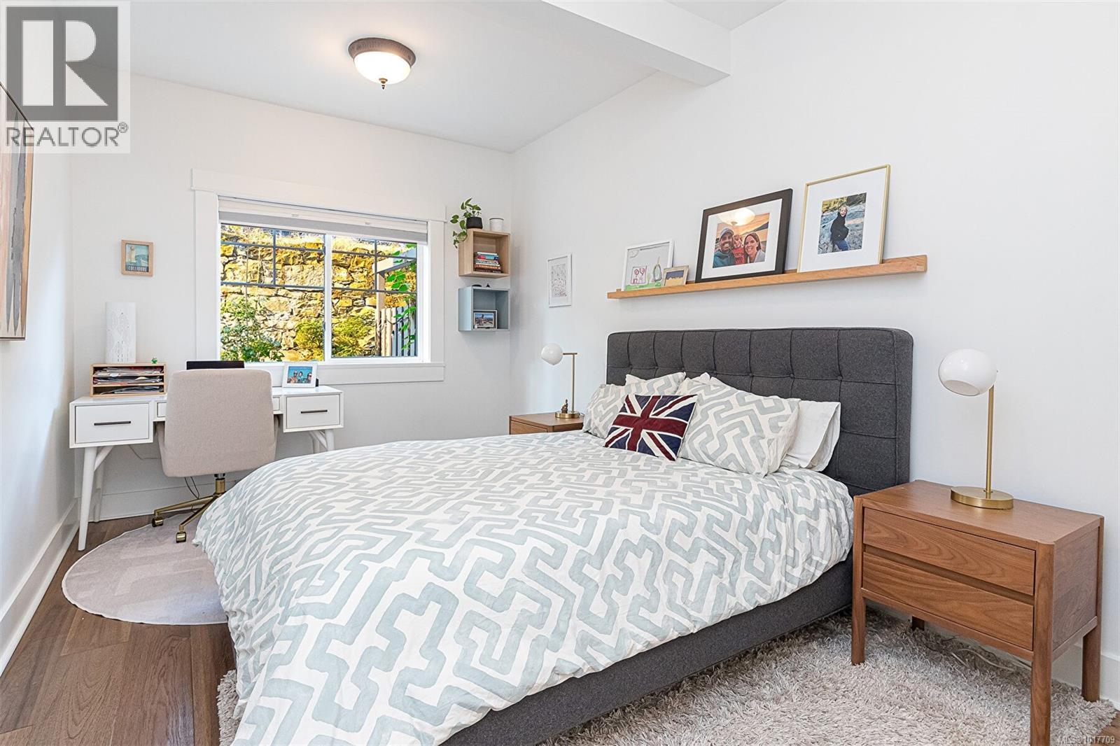 1 1002 Carberry Gdns, Victoria, British Columbia V8S 3R7 - Photo 24 - 1017709