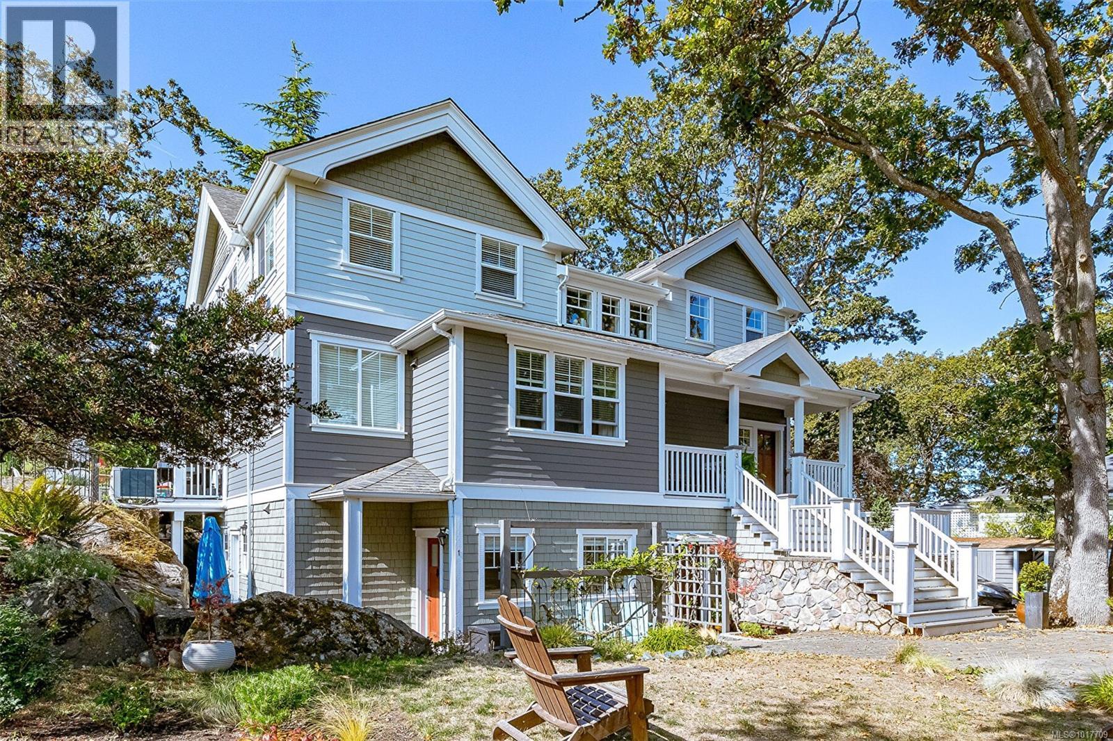 1 1002 Carberry Gdns, Victoria, British Columbia V8S 3R7 - Photo 6 - 1017709