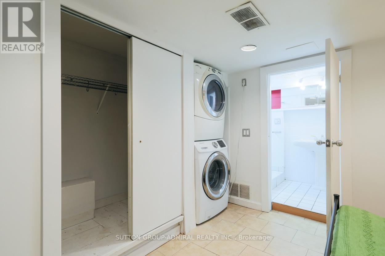 Bsmt - 70 Carlaw Avenue, Toronto, Ontario  M4M 2R7 - Photo 13 - E12467145